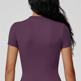 AlienDose | AlienMove™ Minimalist Tee | Short-Sleeve Sports Tee That Flatters Your Silhouette