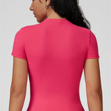 AlienDose | AlienMove™ Minimalist Tee | Short-Sleeve Sports Tee That Flatters Your Silhouette